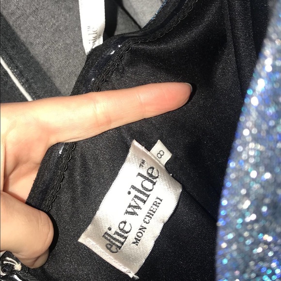 PROM DRESS - Picture 2 of 6